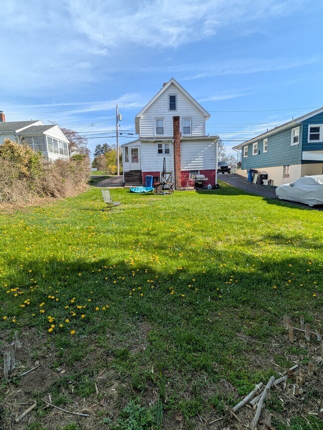Foto del edificio - 386 Lighthouse Rd