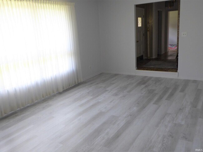 Foto del edificio - 52710 Swanson Dr