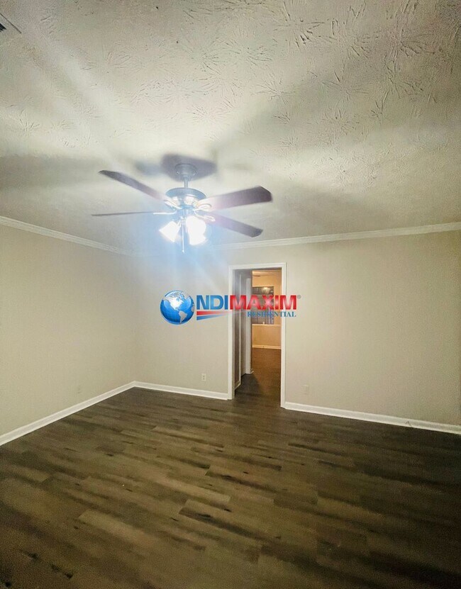 Foto del edificio - 2601-2607 Parkside Way SW