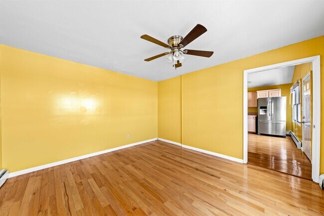 Building Photo - 208 McAdoo Ave