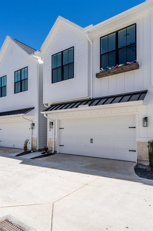 Building Photo - 6426 Highland Pine Ln
