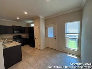 Foto del edificio - 6012 Jax Wy