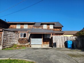 Building Photo - 122 Brennan St