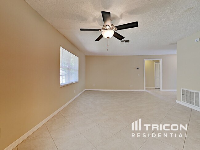 Foto del edificio - 1809 Oakwald Drive Brandon FL