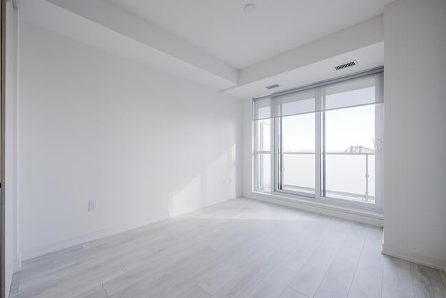 Building Photo - 34-10034 Tubman Ave