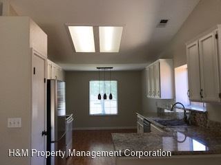 Building Photo - 3 br, 2 bath House - 1211 Alder