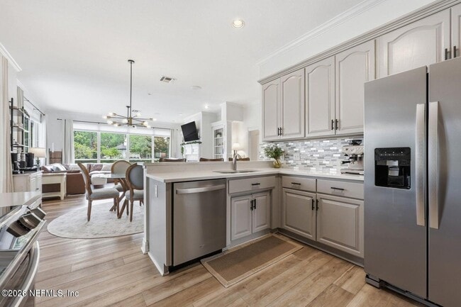 Building Photo - 3667 Cattail Dr S