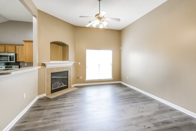 Foto del edificio - 4941 Wemberley Dr