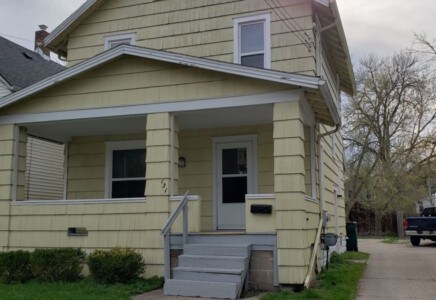 Foto principal - 131 N Hayford Ave