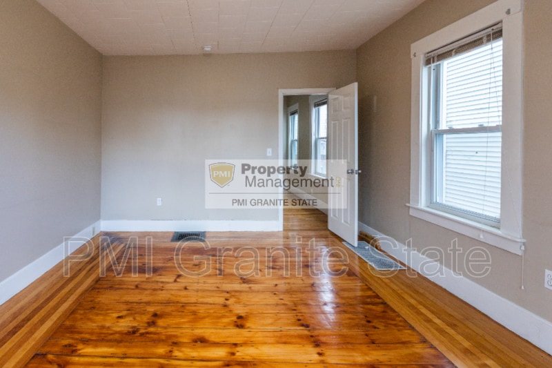 Building Photo - 59 Kinsley St