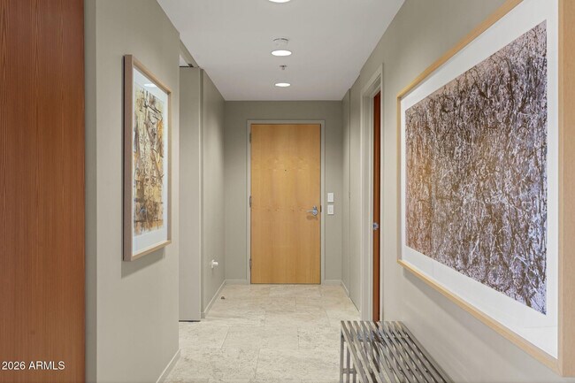 Foto del edificio - 7167 E Rancho Vista Dr
