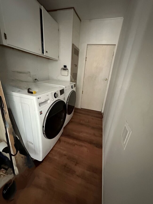 Foto del edificio - 520 S Woodchips Rd