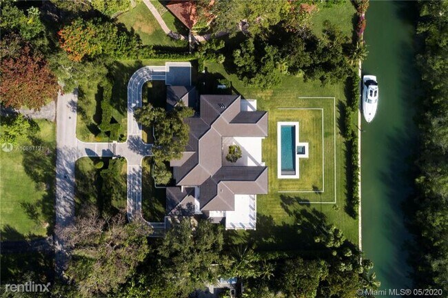 Foto del edificio - 6 br, 8.5 bath House - 8815 Arvida Dr