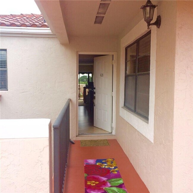Building Photo - 6638 Villa Sonrisa Dr
