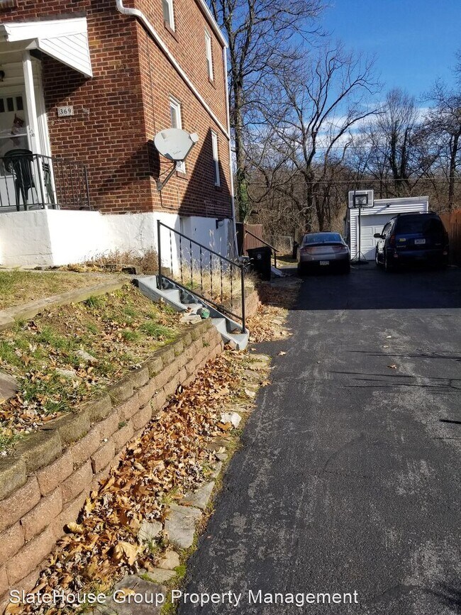 Foto del edificio - 3 br, 1.5 bath House - 369 Rumson Dr