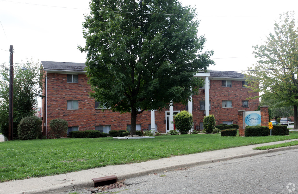 Building Photo - Riverside Apartments