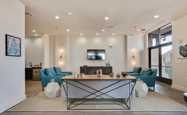 Foto principal - 1404 Vontress Dr