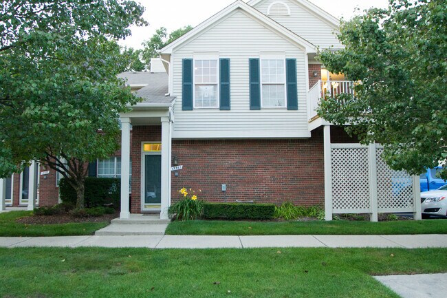Foto del edificio - 13367 Forest Ridge Blvd
