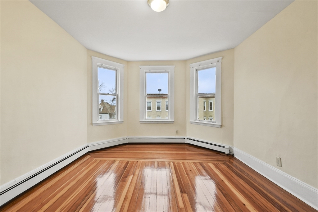 Primary Photo - 103 Brunswick St