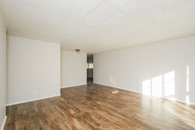 Foto del edificio - 3478 Hermosa Ct