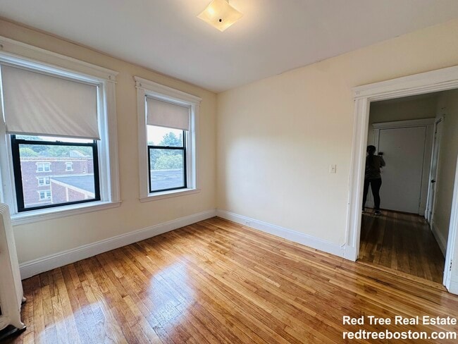 Photo - 1144 Commonwealth Ave Apartment