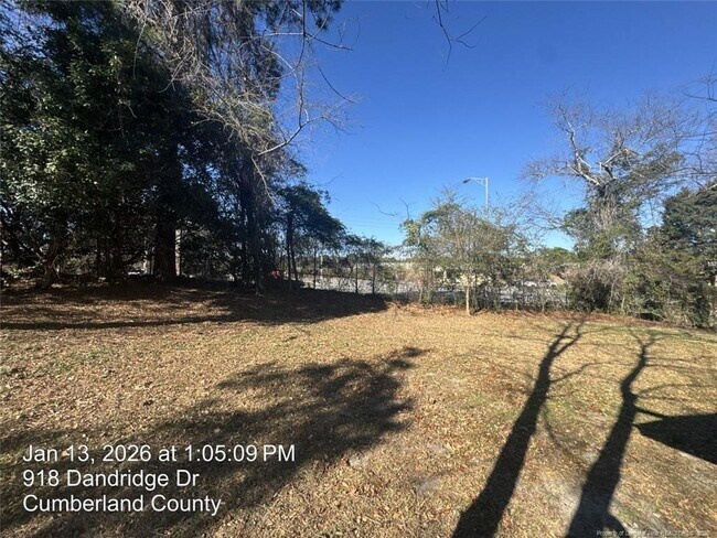 Foto del edificio - 918 Dandridge Dr