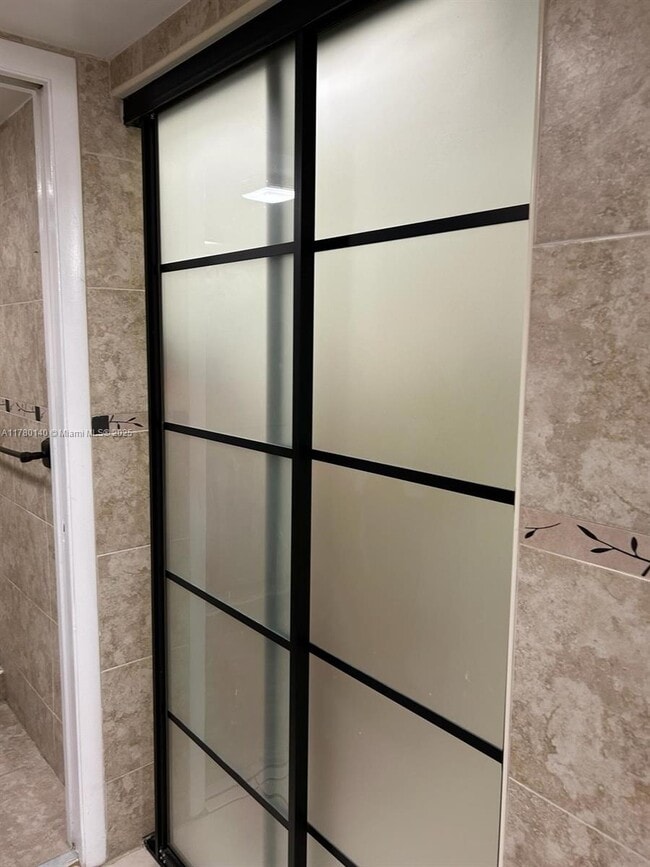 Foto del edificio - 2277 SE 27th Dr