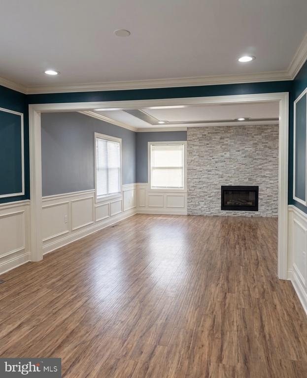 Foto del edificio - 34 Hopkins Ln