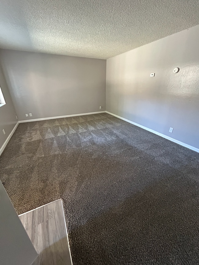 Interior Photo - Spring Glen Apartments