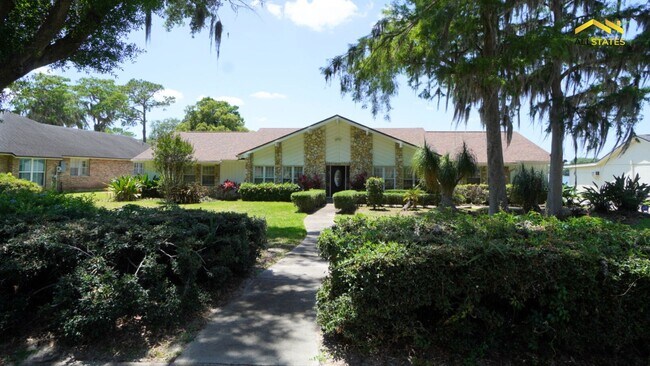 Foto del edificio - 3826 N Lake Orlando Pkwy