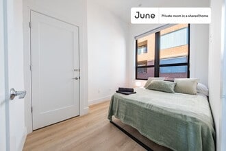 Building Photo - Room in Shared 4 bed/2 bath home