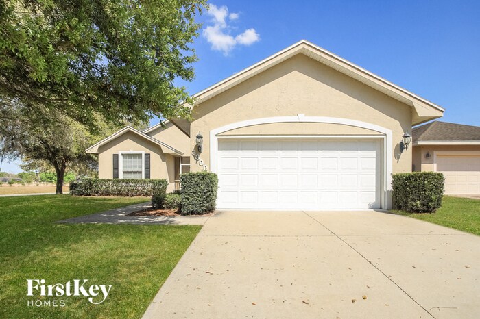 Foto principal - 3300 Oak Hill Pl