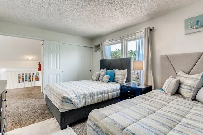 Foto del edificio - 99 N Moline St