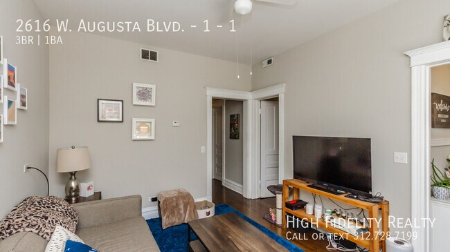 Foto del edificio - 2616 W Augusta Blvd