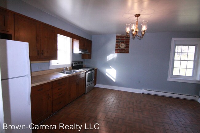 Foto del edificio - 2 br, 1.5 bath House - 38536 Hughesville Rd