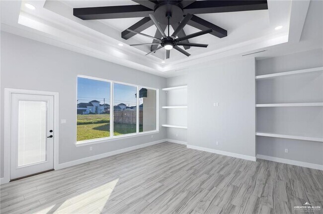 Foto del edificio - 19 Rabbit Run Ave