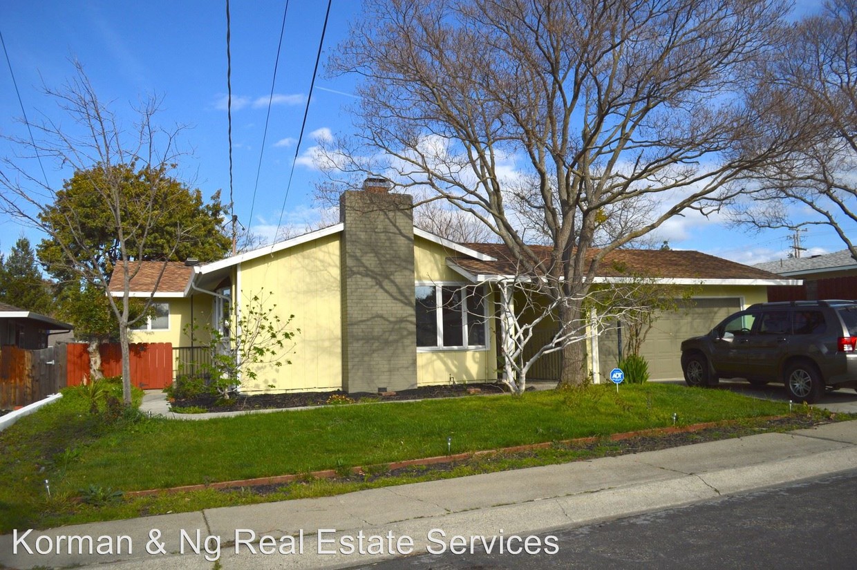 Primary Photo - 3 br, 2 bath House - 4227 Churchill Dr.