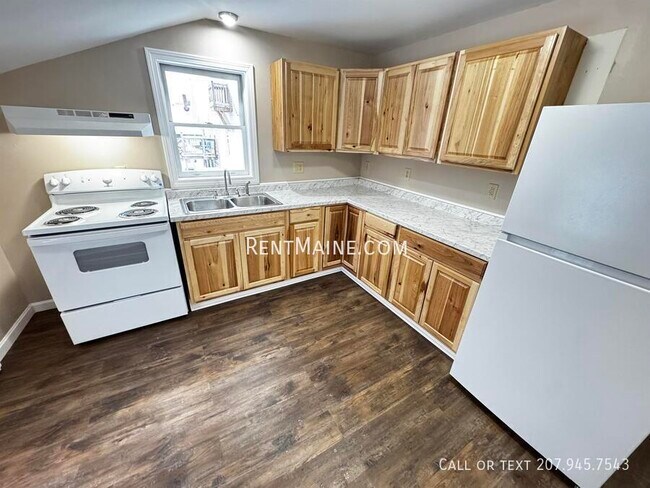 Foto del edificio - 8 Spring St