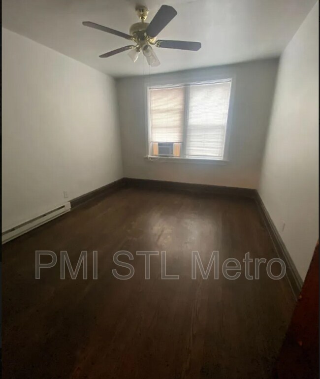 Building Photo - 3839 S Spring Ave