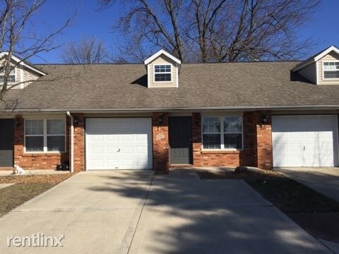 Building Photo - 1767 N Keebler Ave