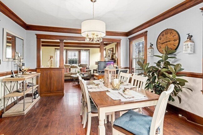 Foto del edificio - 162 Elliot Ave