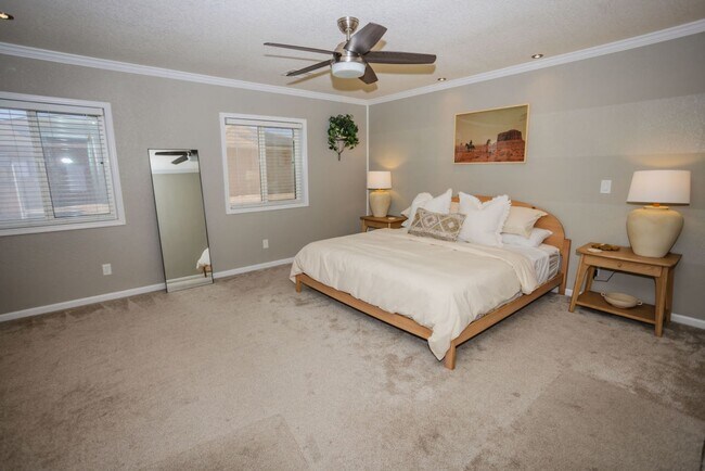 Foto del edificio - Your Year-Round Retreat in LHC!