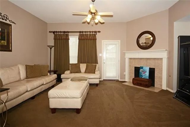 Foto del edificio - 12230 Cardinal Creek Dr