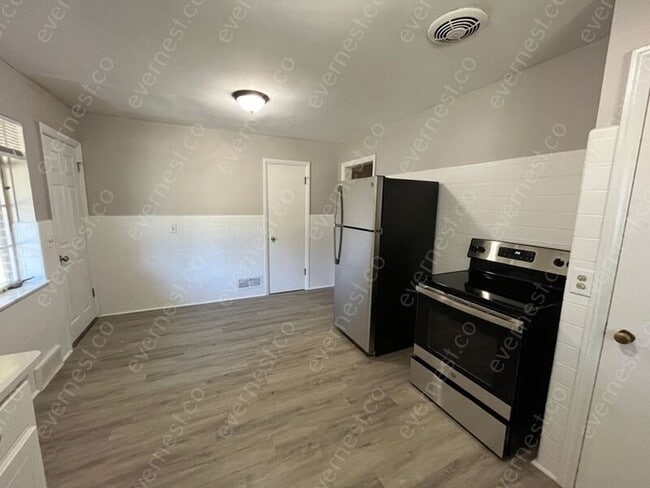 Foto del edificio - 1101 Parkside Blvd