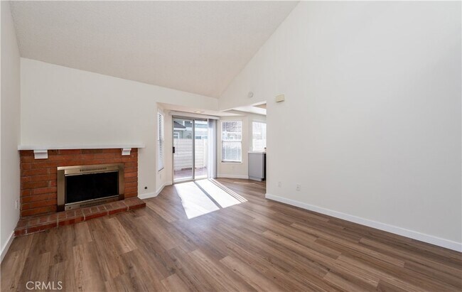 Foto del edificio - 49 Summerstone