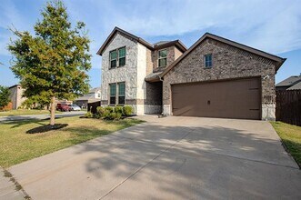 Building Photo - 401 Gallop Dr