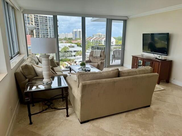 Foto del edificio - 4750 S Ocean Blvd