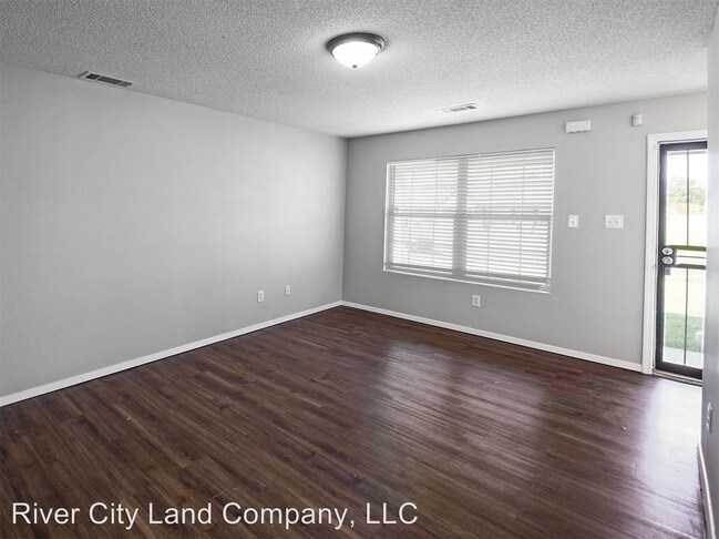 Building Photo - 3 br, 2 bath House - 4420 Shadow Leaf Cove N.