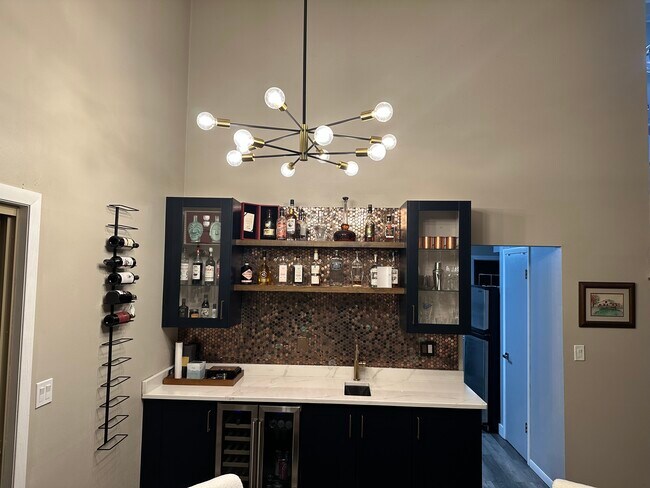 Foto del edificio - 4646 S 124th St