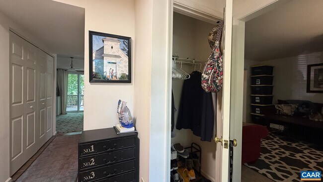 Foto del edificio - 3190 Saddlebrook Ln